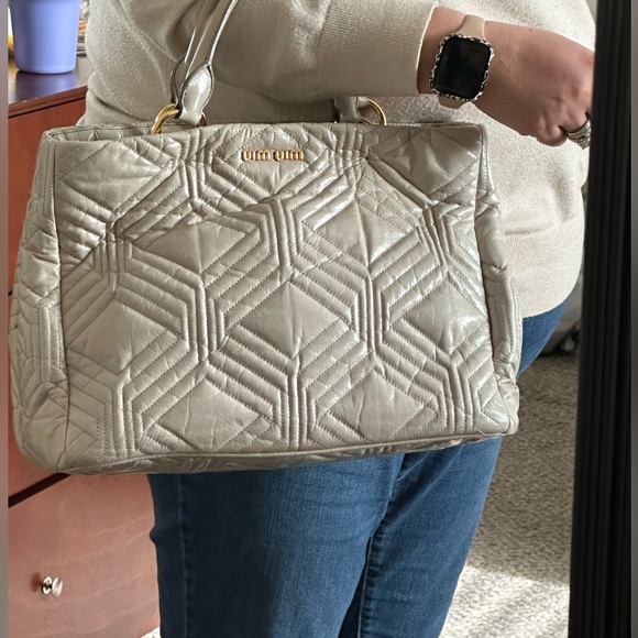 Miu Miu shine trapu - Picture 15 of 17